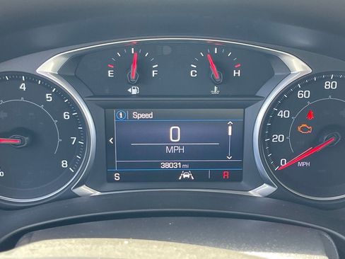 Used 2021 GMC Terrain SLE w/ Elevation Edition FWD image 12