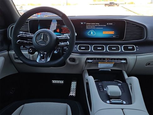 New 2026 Mercedes-Benz GLE 53 AMG 4MATIC Coupe image 18