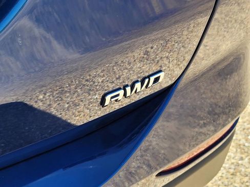 Used 2022 Chevrolet Equinox LS image 9