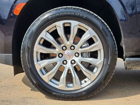 Used 2022 GMC Yukon Denali image 14