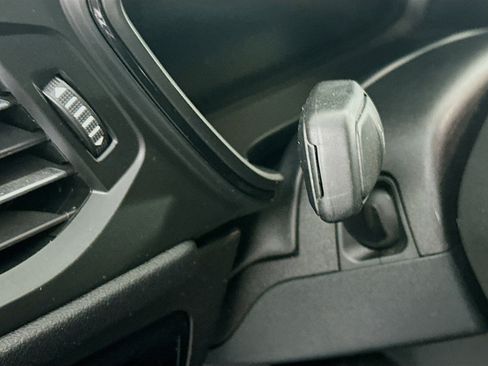 Used 2024 Ford Escape ST-Line image 17