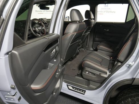 New 2026 Honda Pilot TrailSport image 16
