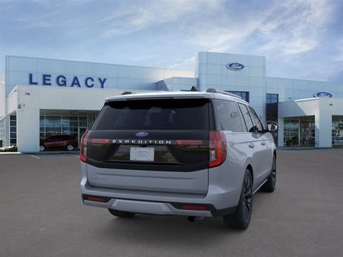 New 2026 Ford Expedition Platinum w/ Driver's Package AWD/4WD image 8