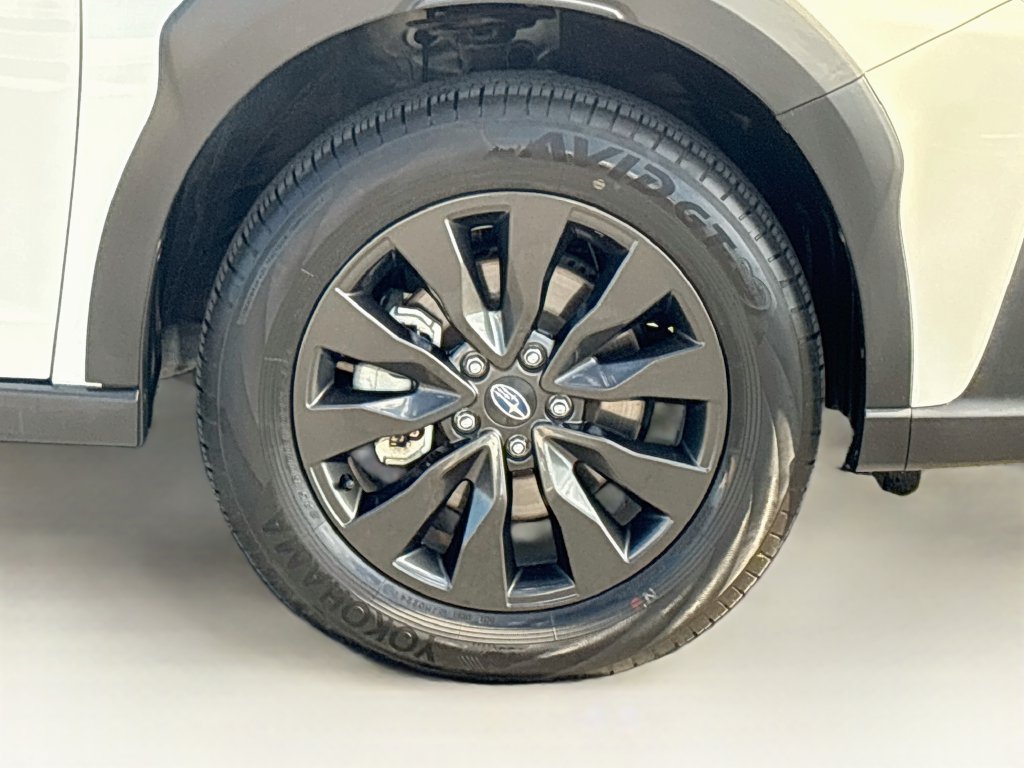 Used 2025 Subaru Outback Onyx Edition XT AWD/4WD image 32