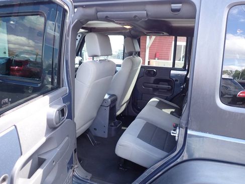 Used 2008 Jeep Wrangler Unlimited X AWD/4WD image 8