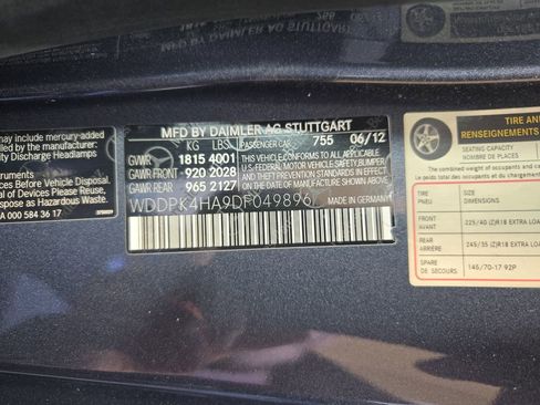 Used 2013 Mercedes-Benz SLK 250 image 34