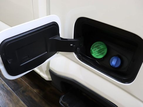 Used 2024 Ford F250 Platinum image 23