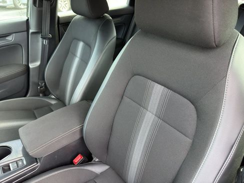 Used 2023 Honda Civic Sport image 13