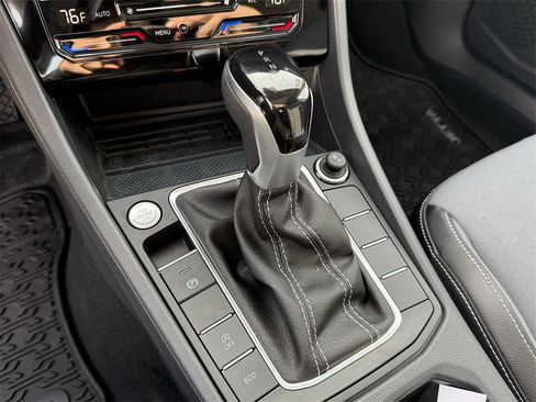 New 2026 Volkswagen Jetta SE image 21