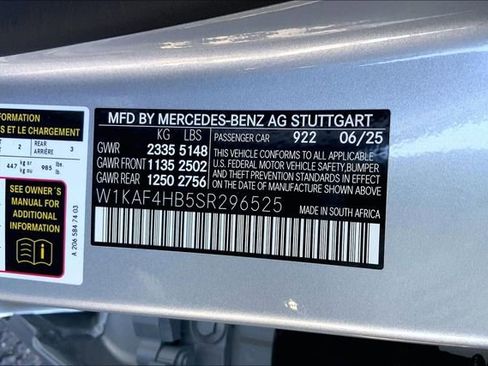 Used 2025 Mercedes-Benz C 300 4MATIC Sedan image 30