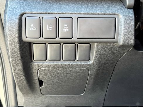 New 2026 Mitsubishi Eclipse Cross LE image 10