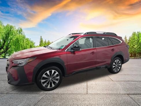 Certified 2025 Subaru Outback Limited image 7