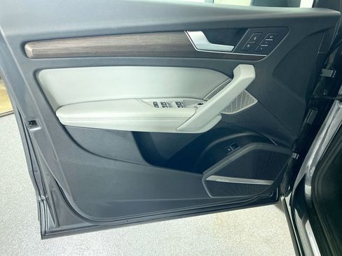 Certified 2023 Audi Q5 2.0T Premium Plus w/ Premium Plus Package image 27
