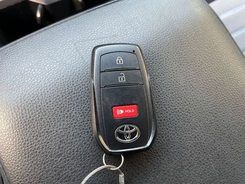 Used 2025 Toyota Tacoma SR image 23