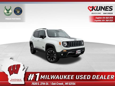 Used 2023 Jeep Renegade Latitude AWD/4WD image 1