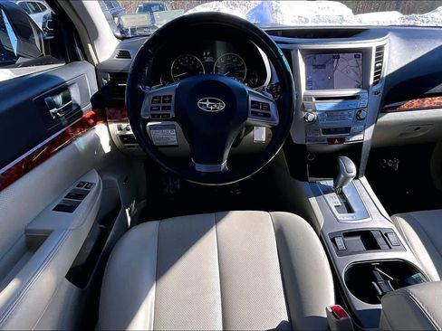 Used 2012 Subaru Outback 3.6R Limited image 6