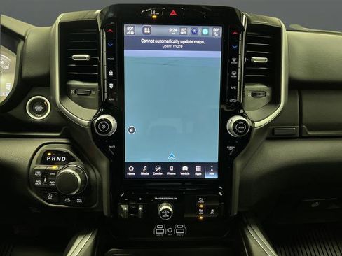 New 2026 RAM 1500 4x4 Crew Cab image 9