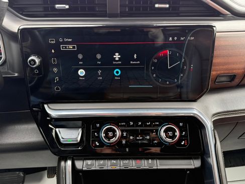 Used 2024 GMC Sierra 3500 Denali Ultimate image 22