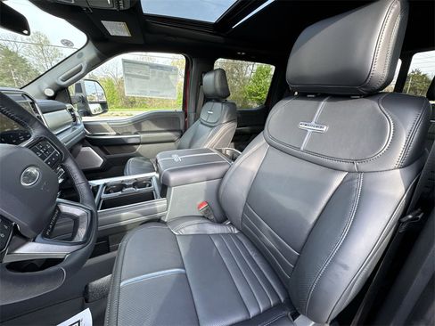New 2025 Ford F250 Platinum image 11