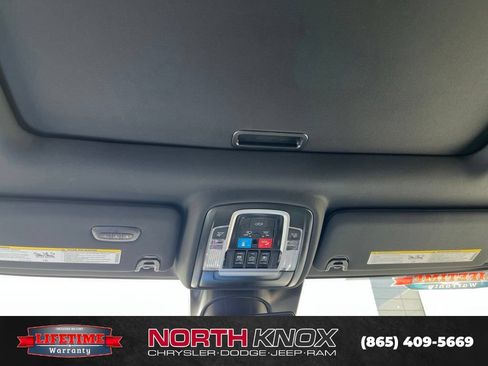 New 2026 RAM 2500 Laramie AWD/4WD image 11