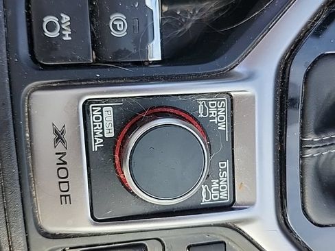 Used 2020 Subaru Forester Limited AWD/4WD image 8