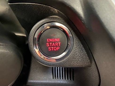 Certified 2025 Subaru Forester Limited AWD/4WD image 18