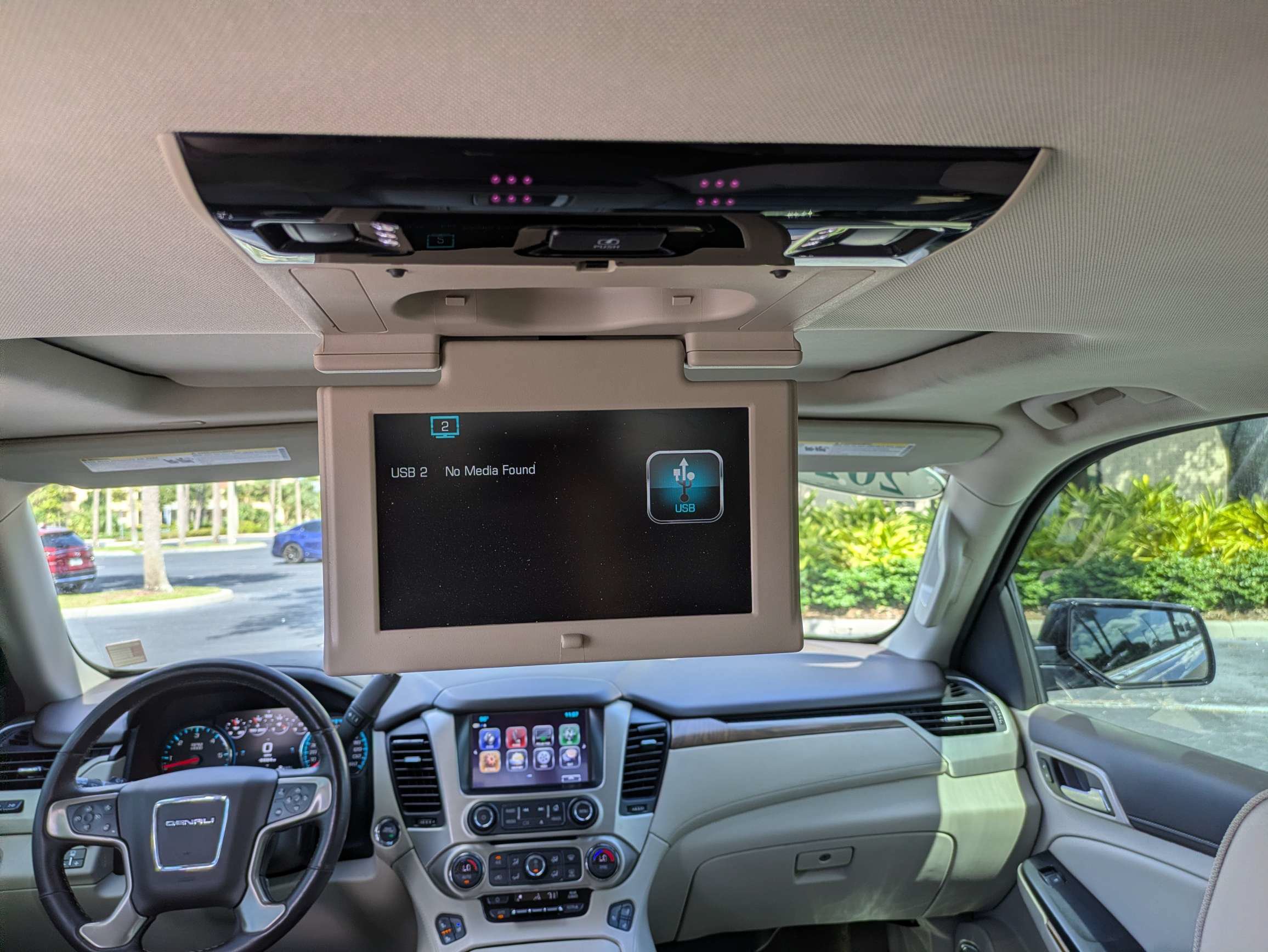 Used 2020 GMC Yukon Denali w/ Denali Ultimate Package RWD image 13