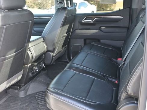 Used 2023 Chevrolet Silverado 1500 RST w/ Z71 Off-Road Package image 24