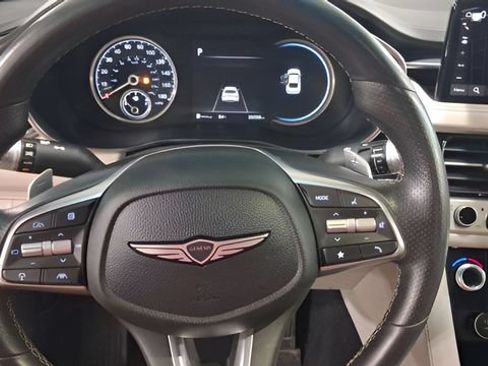 Used 2025 Genesis G70 2.5T AWD/4WD image 10