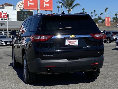 Used 2018 Chevrolet Traverse LT FWD image 42