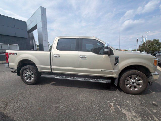 Used 2017 Ford F350 Lariat w/ Lariat Ultimate Package AWD/4WD image 8