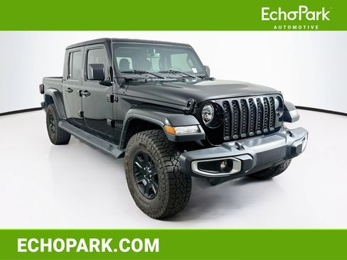 Used 2023 Jeep Gladiator Sport AWD/4WD image 1