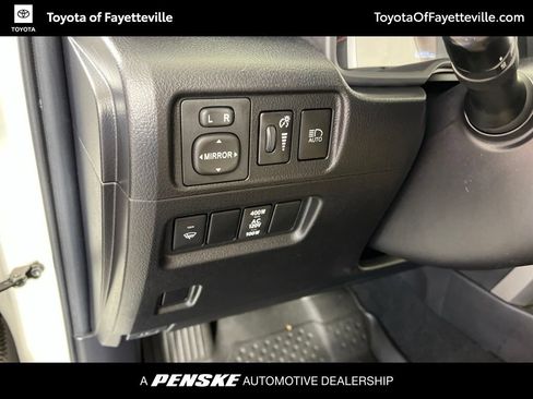 Used 2021 Toyota 4Runner SR5 Premium w/ Moonroof Package AWD/4WD image 33