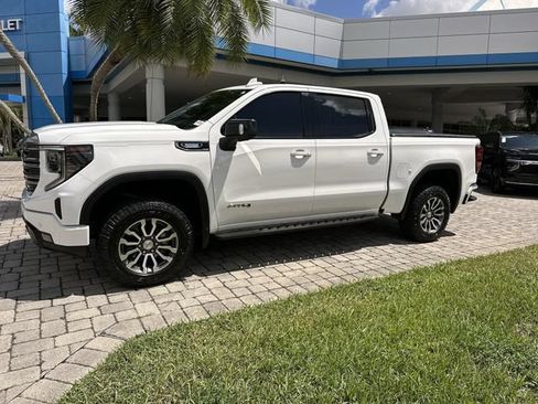 Used 2022 GMC Sierra 1500 AT4 w/ AT4 Premium Package AWD/4WD image 31