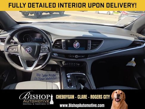 Used 2023 Buick Enclave Premium AWD/4WD image 3