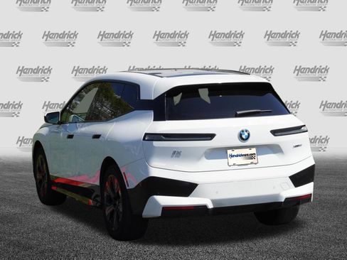 Certified 2024 BMW iX xDrive50 w/ Premium Package AWD/4WD image 6
