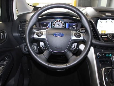 Used 2016 Ford C-MAX Energi SEL w/ Equipment Group 302A FWD image 18