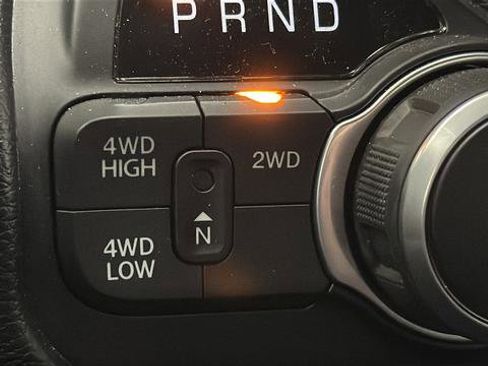 Used 2024 RAM 2500 Big Horn w/ Sport Appearance Package AWD/4WD image 39