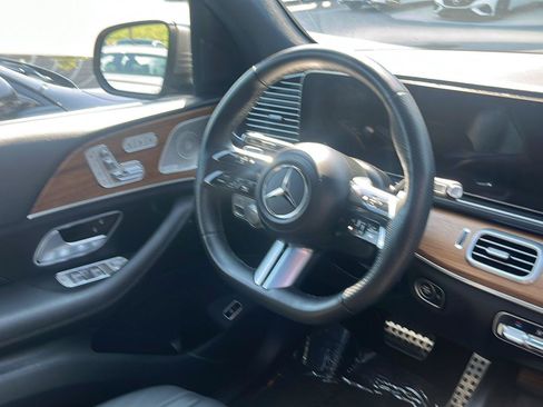 Used 2025 Mercedes-Benz GLS 450 4MATIC w/ AMG Line Exterior image 19