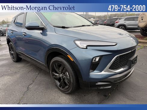 Used 2024 Buick Encore GX Sport Touring image 3