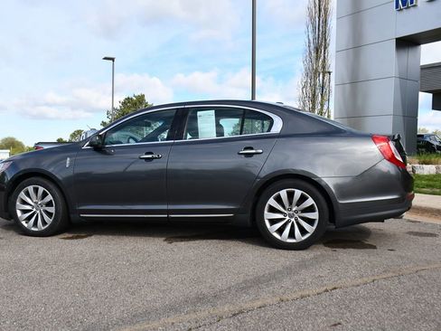 Used 2016 Lincoln MKS AWD image 3