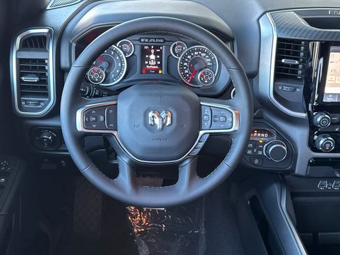 New 2026 RAM 1500 4x4 Crew Cab image 13