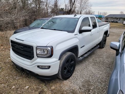 Used 2017 GMC Sierra 1500 SLE image 1