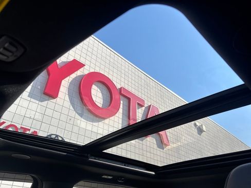 Used 2024 Ford F150 Raptor image 19