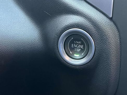 Used 2022 GMC Sierra 1500 Elevation image 31