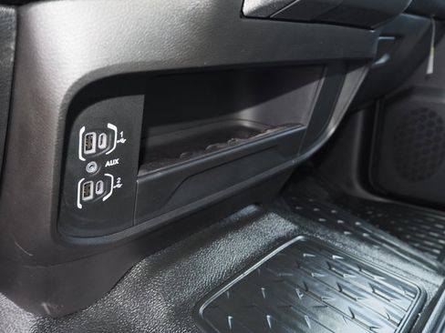 New 2026 RAM 5500 Tradesman w/ Chrome Appearance Group image 33