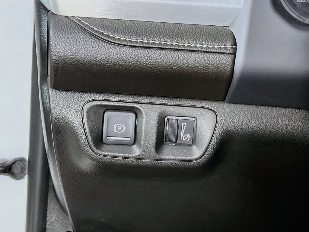 Certified 2023 GMC Acadia SLE w/ Infotainment Package AWD/4WD image 10