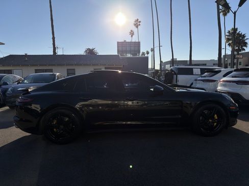 Used 2018 Porsche Panamera w/ Premium Package image 4