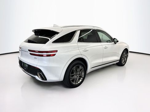Used 2025 Genesis GV70 2.5T AWD/4WD image 9