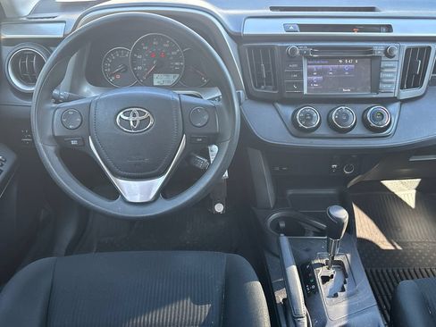 Used 2016 Toyota RAV4 LE AWD/4WD image 20